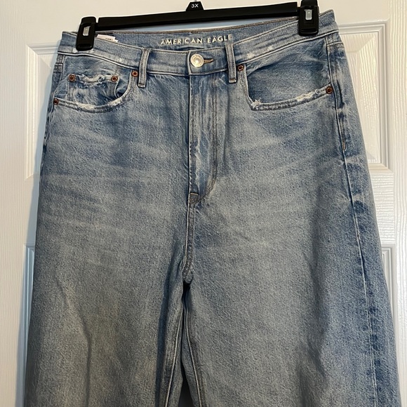 American Eagle women’s baggy style jeans size 12 - Picture 1 of 10